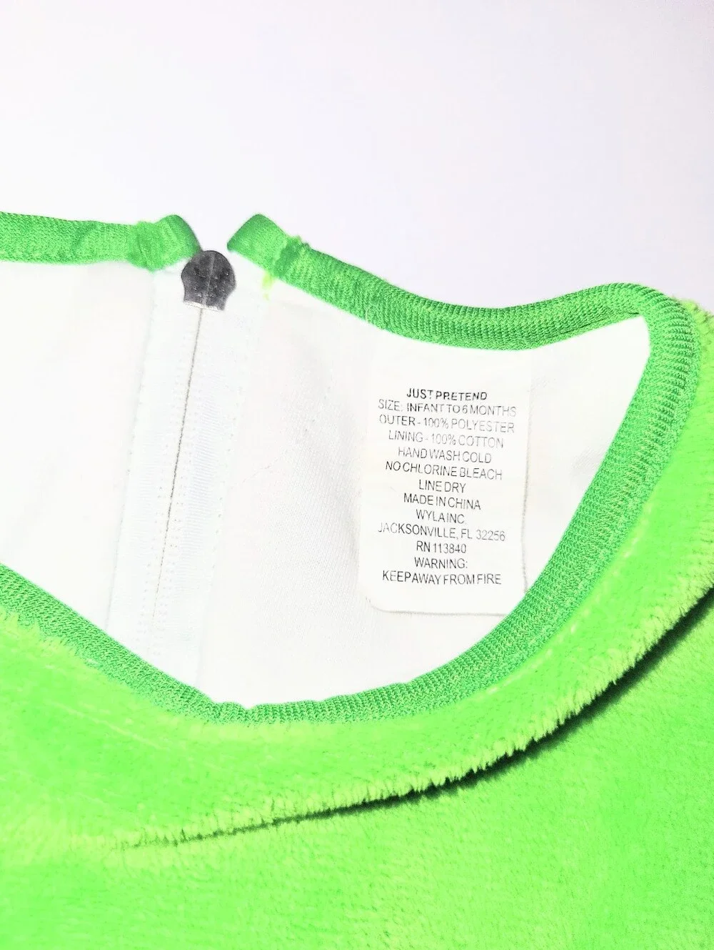 NWOT Baby Green Plush Bunting Pea Pod Costume Halloween 0-6 Months Unisex Infant